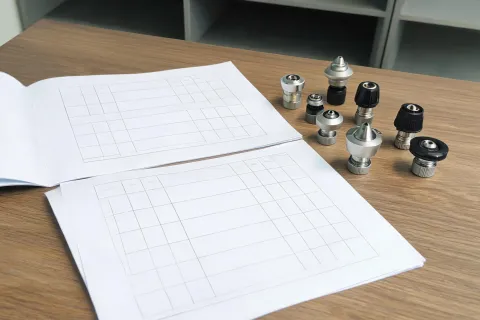 Sourcing comparison documents